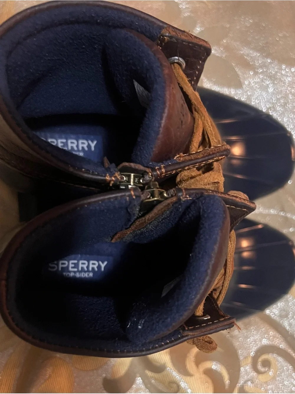 Sperry like new